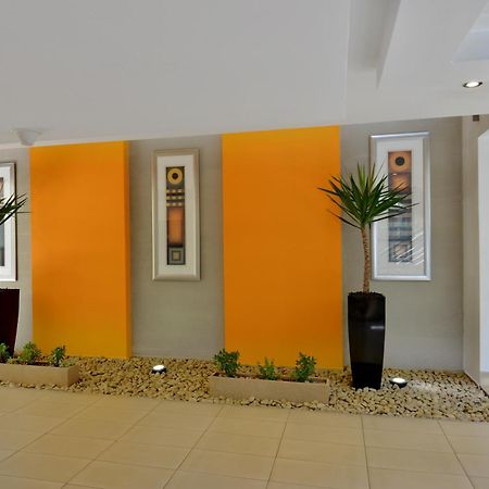 City Lodge Hotel Johannesburg Airport, Barbara Road Kempton Park Esterno foto