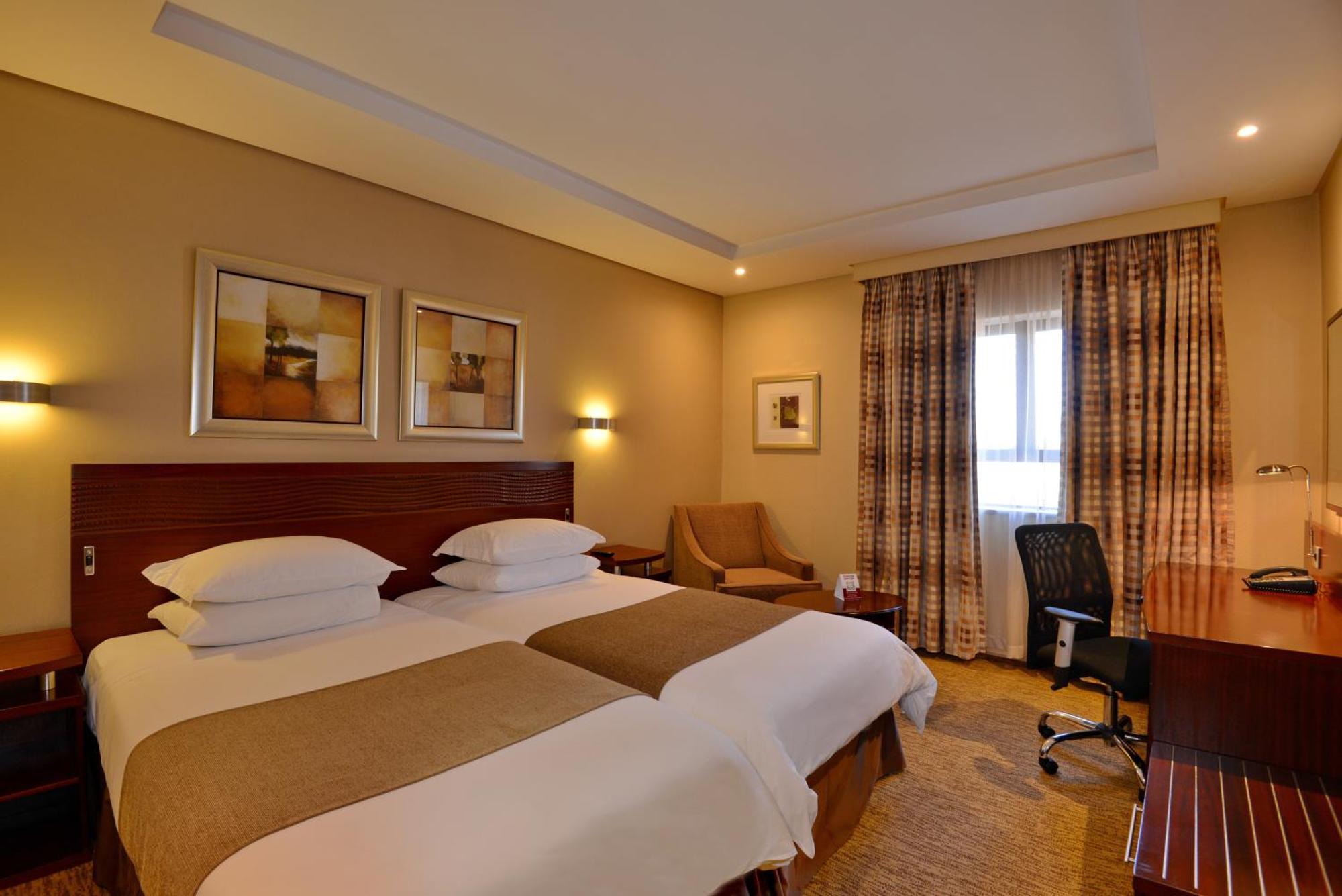 City Lodge Hotel Johannesburg Airport, Barbara Road Kempton Park Esterno foto