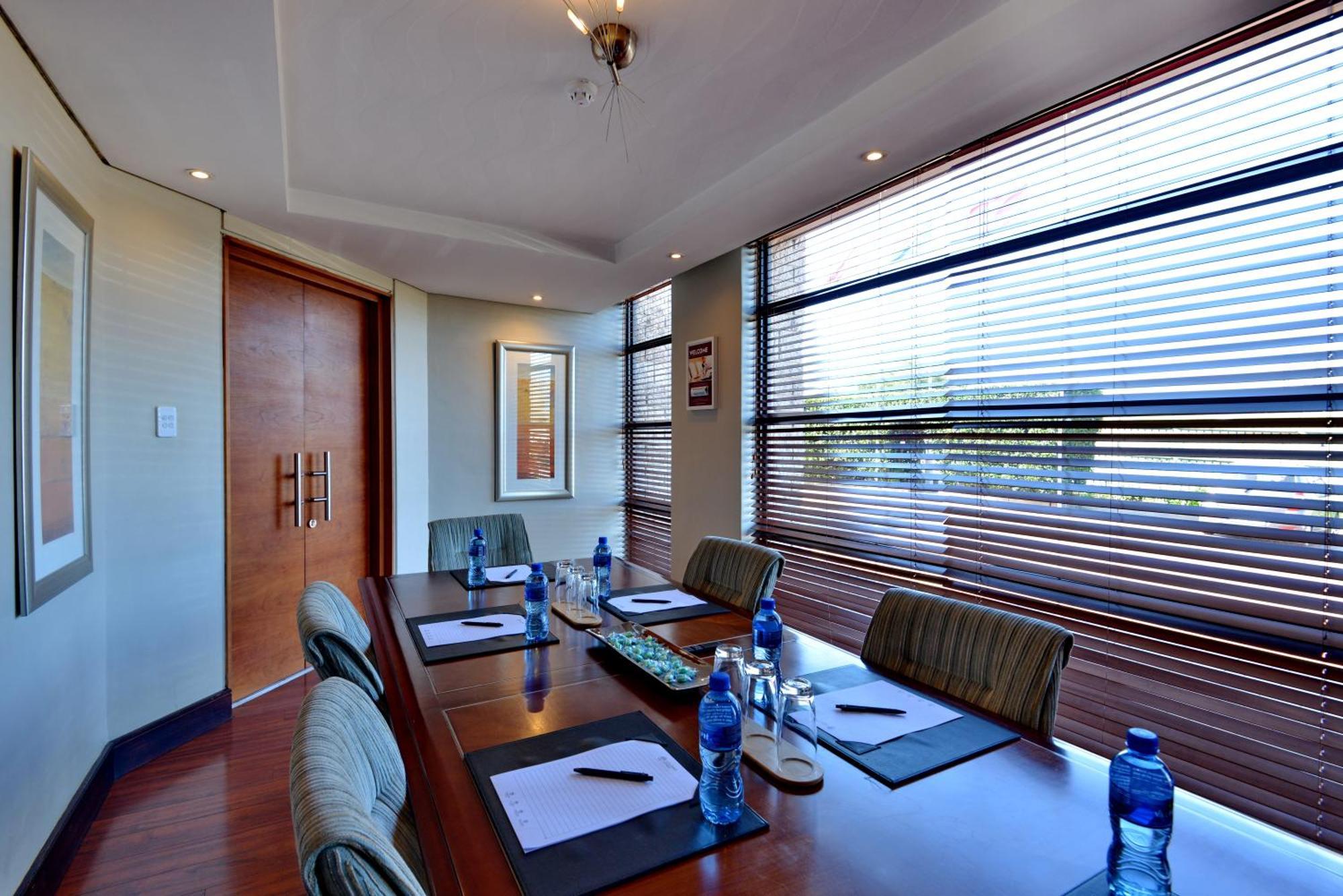 City Lodge Hotel Johannesburg Airport, Barbara Road Kempton Park Esterno foto